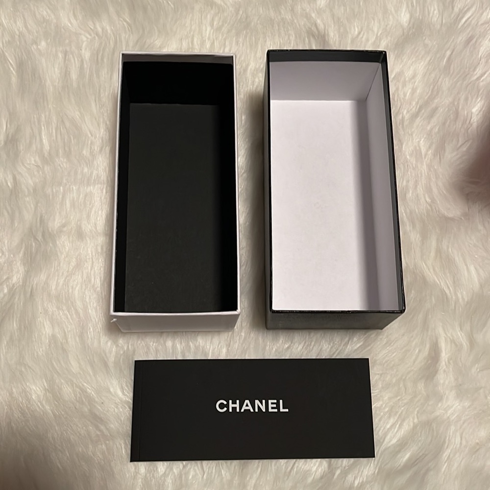 Chanel box - Picture 3 of 4